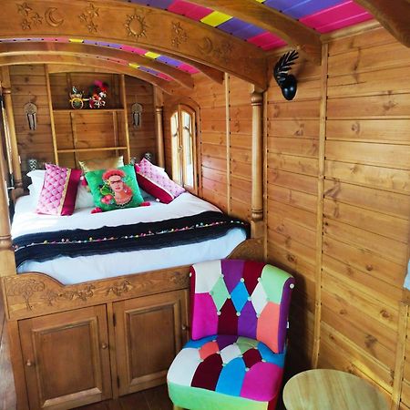 Logis Le Nid Du Pont De Gau Aparthotel แซ็งต์-มารี-เดอ-ลา-แมร์ ห้อง รูปภาพ