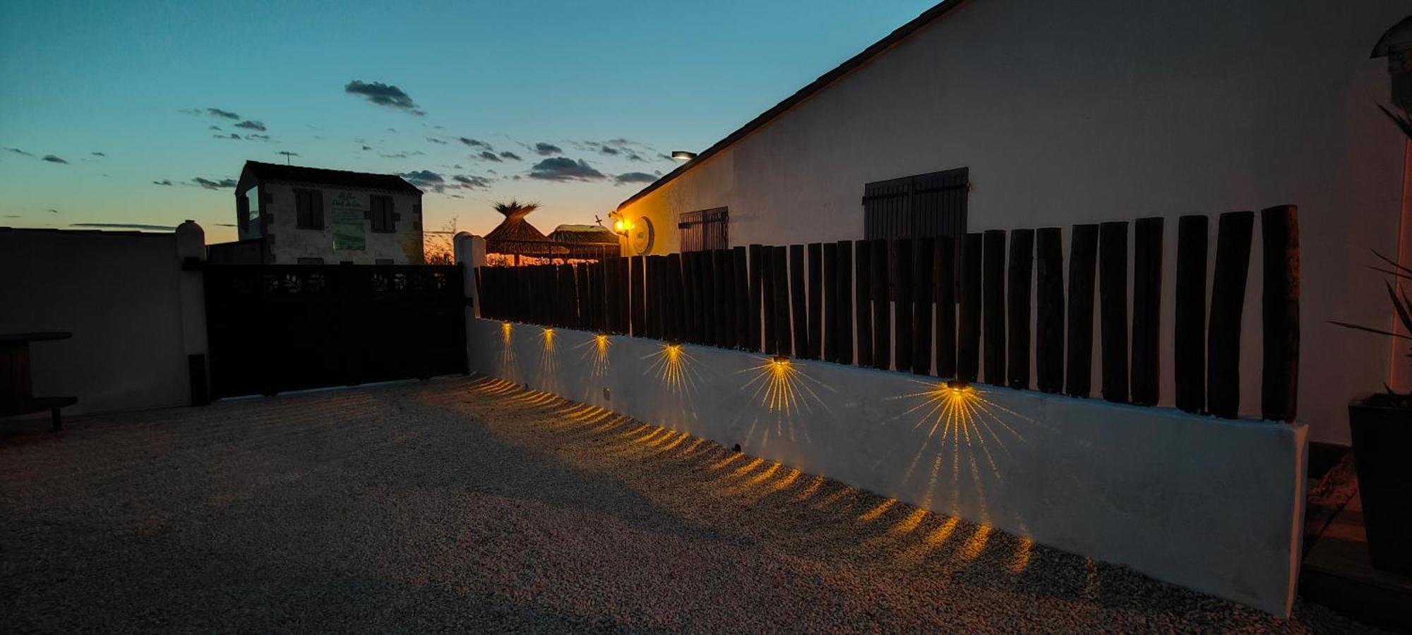 Logis Le Nid Du Pont De Gau Aparthotel แซ็งต์-มารี-เดอ-ลา-แมร์ ภายนอก รูปภาพ